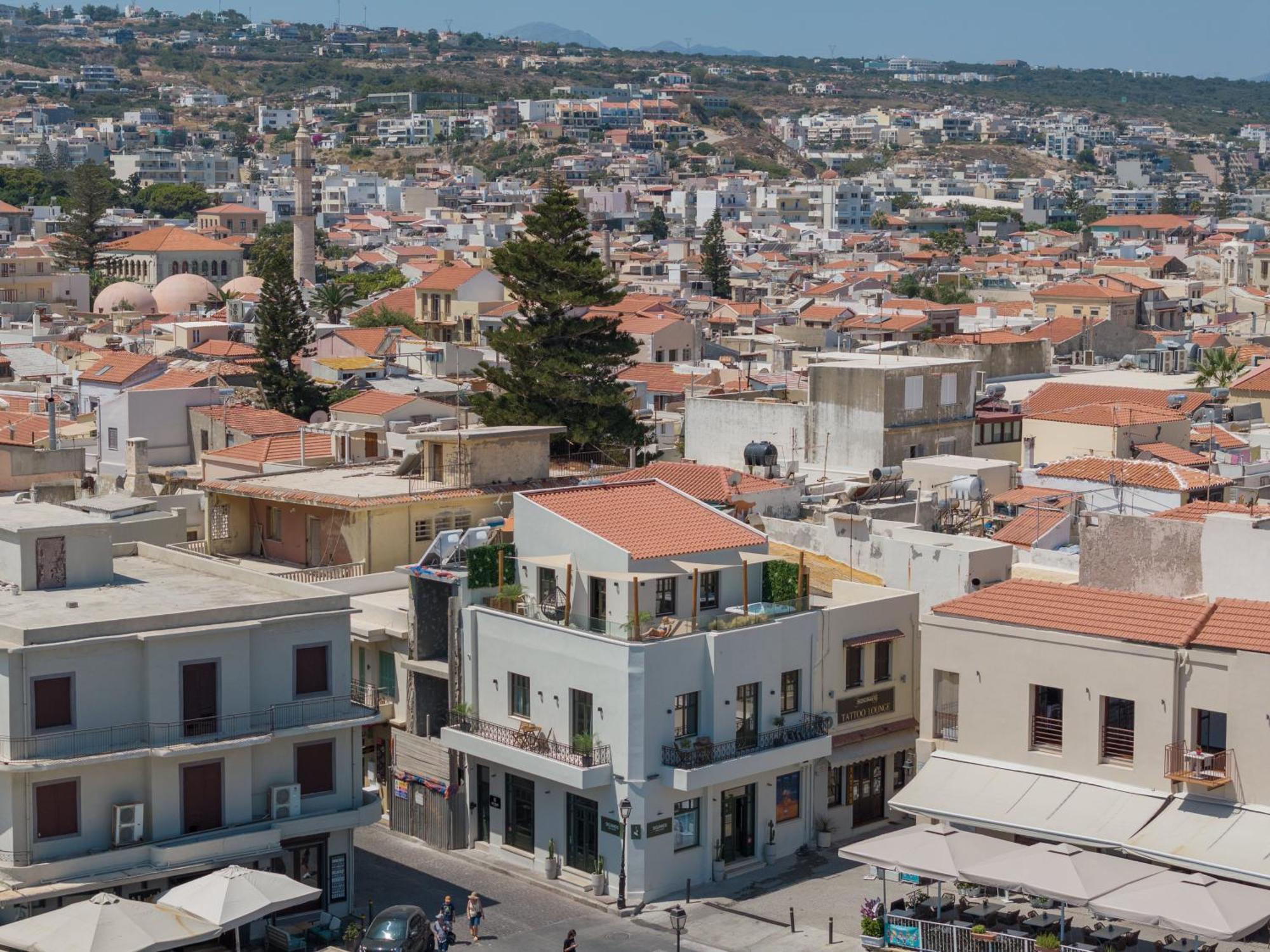 Rettimo Suites, Experience Luxury In The Heart Of Rethymno Exterior photo