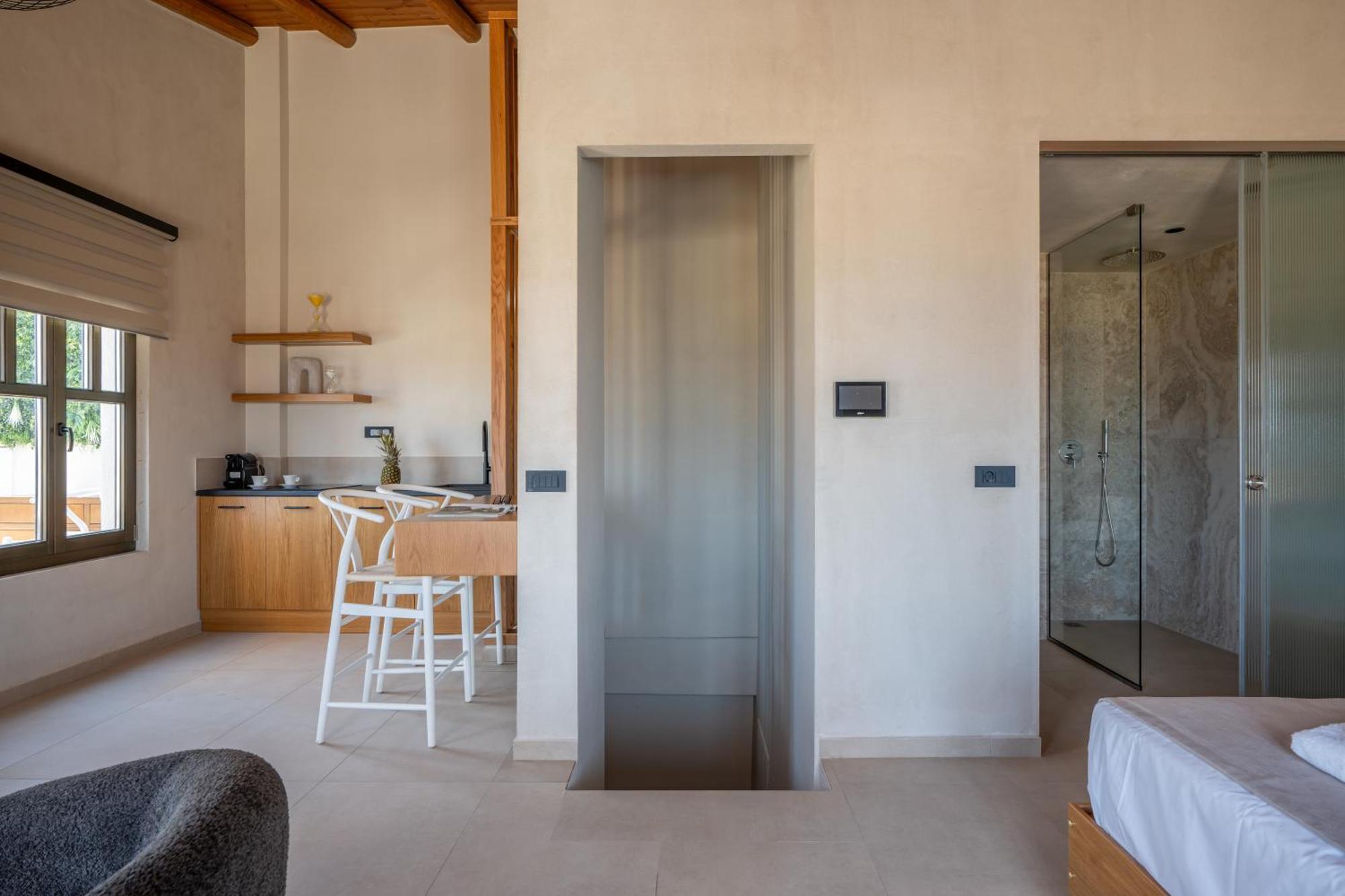 Rettimo Suites, Experience Luxury In The Heart Of Rethymno Exterior photo